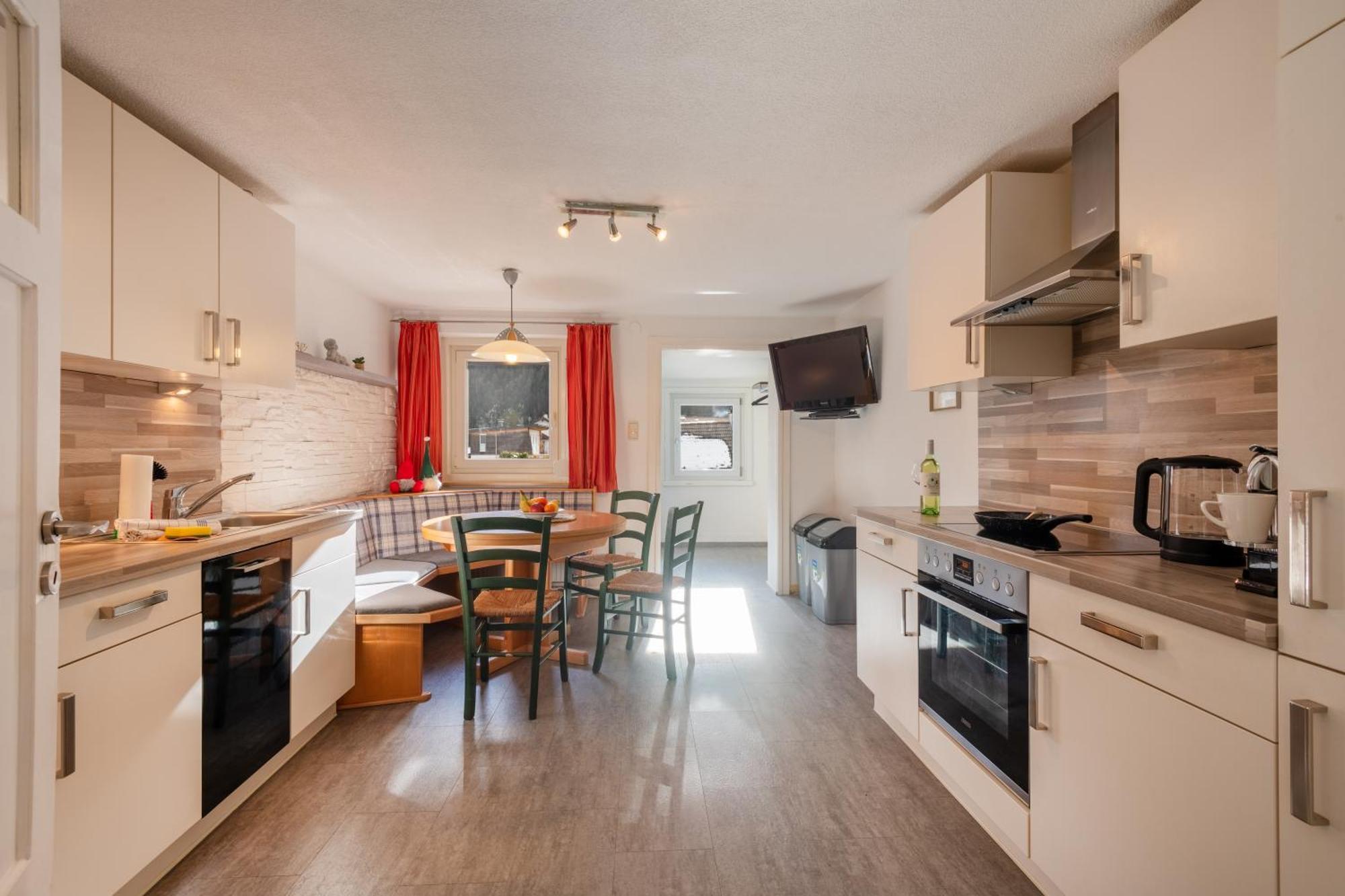 Apartmenthaus Ehrenberg Ehenbichl Εξωτερικό φωτογραφία