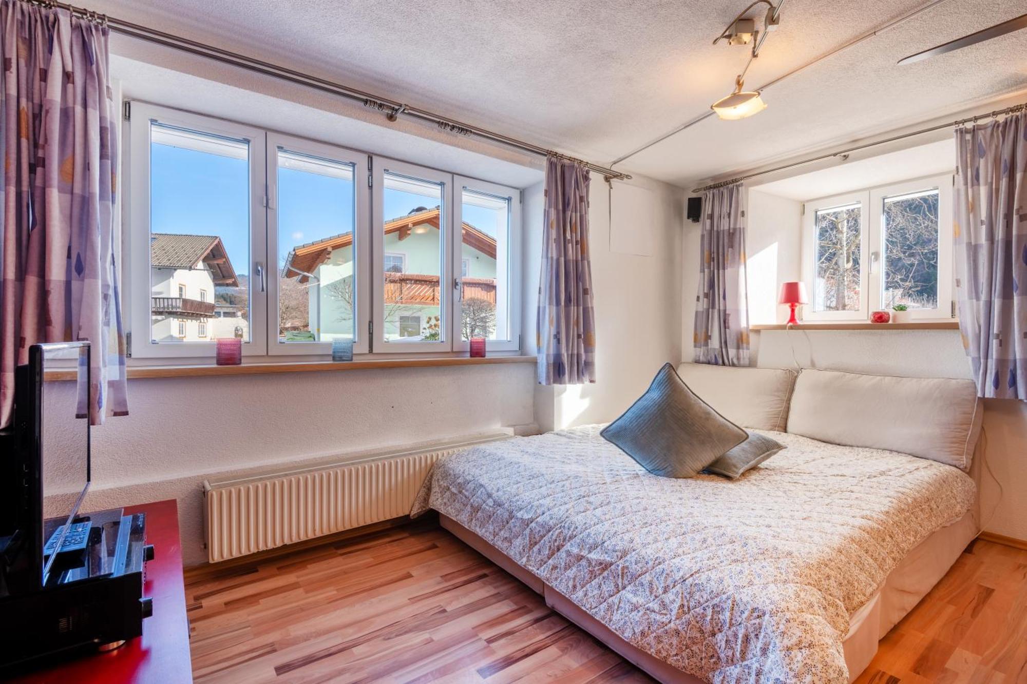 Apartmenthaus Ehrenberg Ehenbichl Εξωτερικό φωτογραφία
