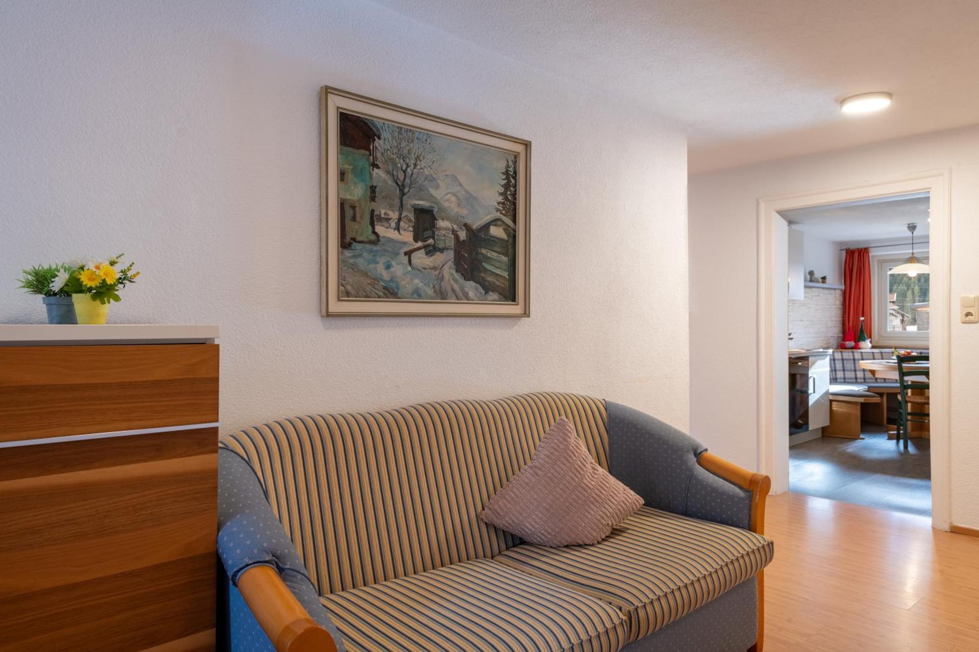 Apartmenthaus Ehrenberg Ehenbichl Εξωτερικό φωτογραφία