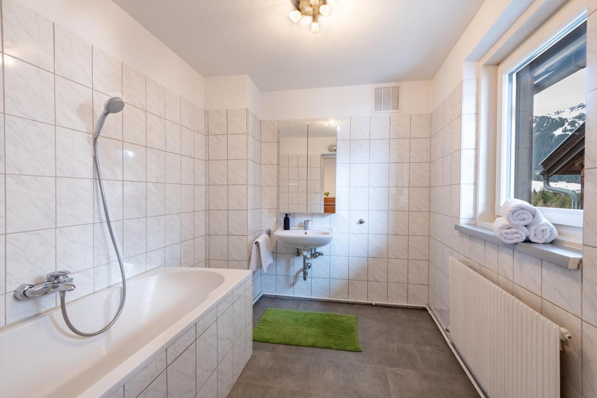 Apartmenthaus Ehrenberg Ehenbichl Εξωτερικό φωτογραφία